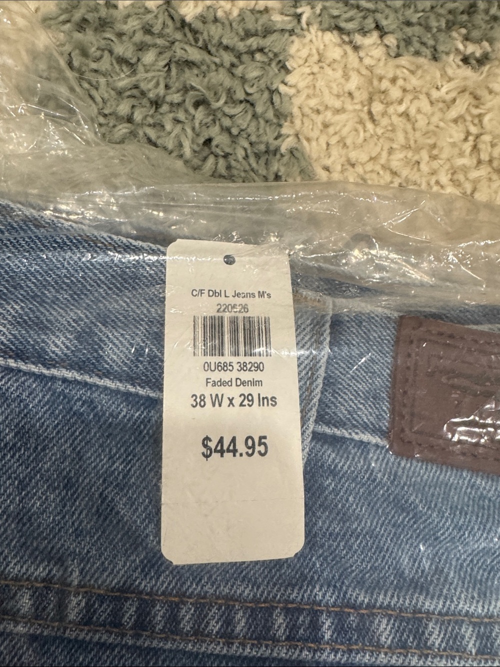 38x29 L.L. Bean Men's Faded Blue Classic Fit Jeans - Picture 2 of 7